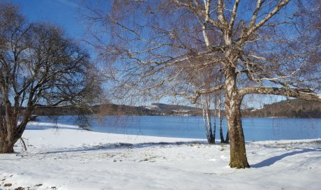 Gîte de Vassivière en hiver - Lac de Vassivière sous la neige
